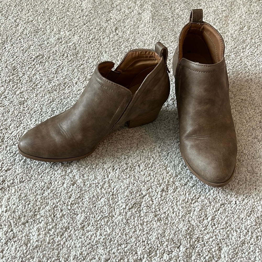 Women’s bootie